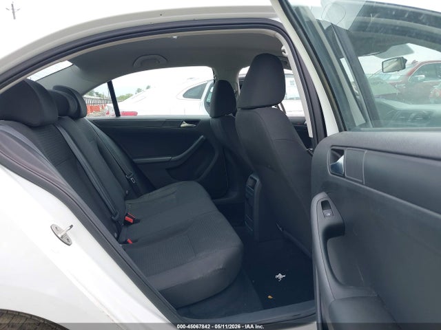 45067842 :رقم المزاد ، 3VW2K7AJ4FM400178 vin ، 2015 Volkswagen Jetta 2.0l S مزاد بيع