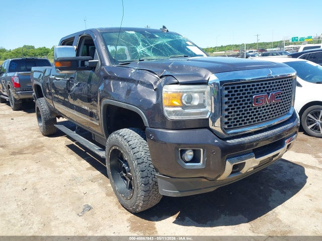 45067843 :رقم المزاد ، 1GT120E8XFF597080 vin ، 2015 Gmc Sierra 2500hd Denali مزاد بيع