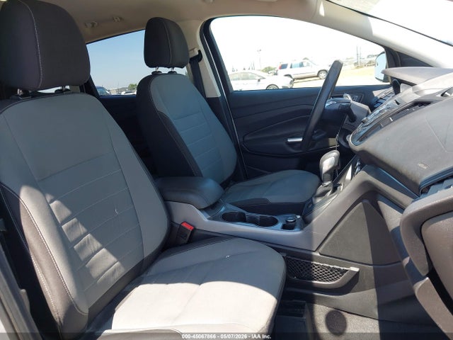 45067866 :رقم المزاد ، 1FMCU9GX4GUA85741 vin ، 2016 Ford Escape Se مزاد بيع