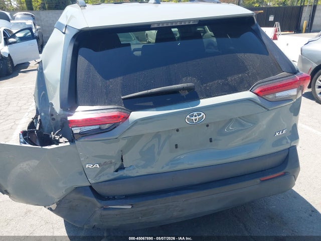 45067890 :رقم المزاد ، 2T3W1RFV9PW242662 vin ، 2023 Toyota Rav4 Xle مزاد بيع