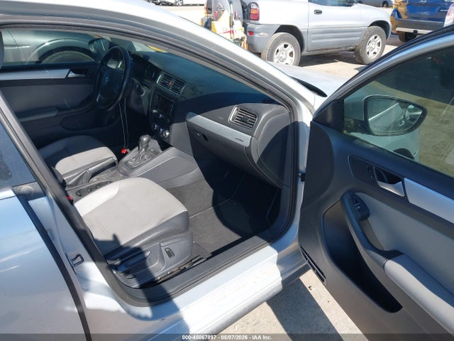 Aukcja sprzedaży 2013 Volkswagen Jetta Hybrid Sel, vin: 3VW637AJ8DM292739, numer aukcji: 45067897