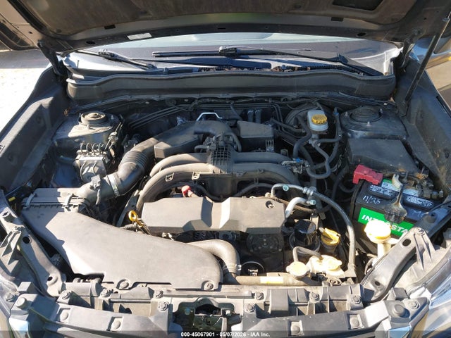 JF2SJAEC8HG510714 Subaru Forester 2.5i Premium