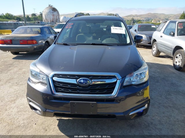 JF2SJAEC8HG510714 Subaru Forester 2.5i Premium