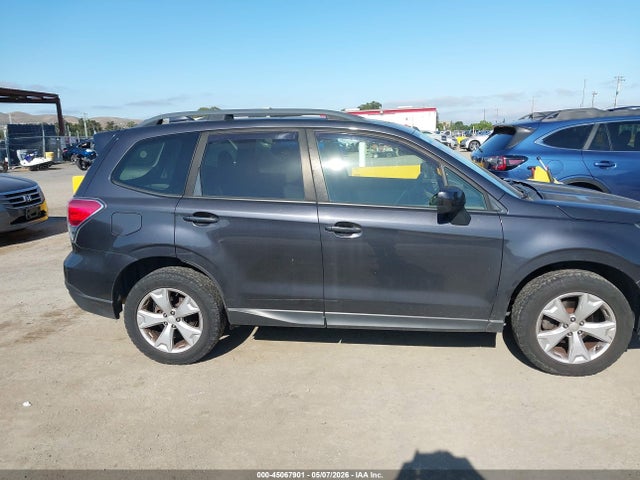 JF2SJAEC8HG510714 Subaru Forester 2.5i Premium