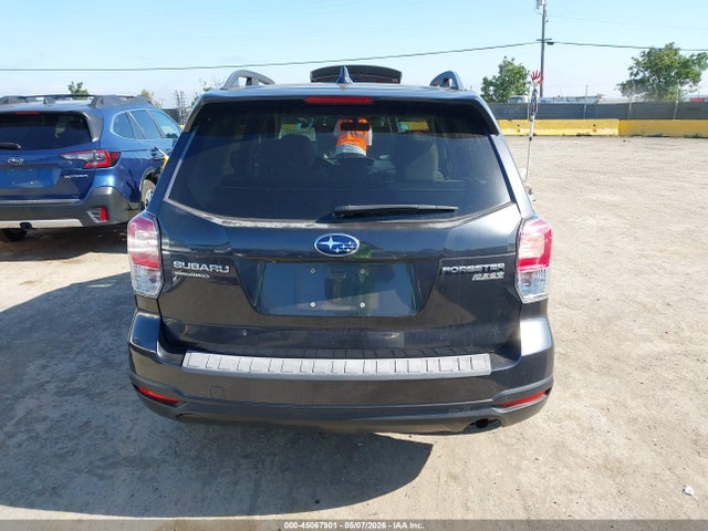 JF2SJAEC8HG510714 Subaru Forester 2.5i Premium