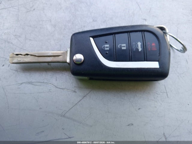 45067912 :رقم المزاد ، 4T1G11AK2LU992779 vin ، 2020 Toyota Camry Se مزاد بيع