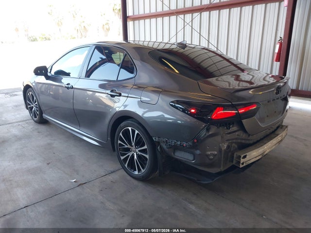 45067912 :رقم المزاد ، 4T1G11AK2LU992779 vin ، 2020 Toyota Camry Se مزاد بيع