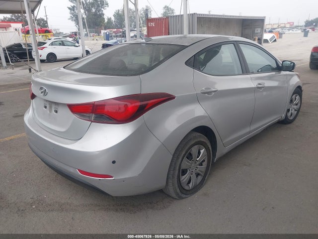 5NPDH4AE6GH706284 Hyundai ELANTRA SE