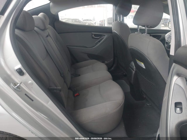 5NPDH4AE6GH706284 Hyundai ELANTRA SE