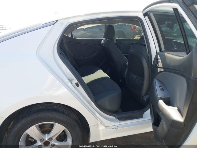 45067933 :رقم المزاد ، 5XXGM4A70FG441866 vin ، 2015 Kia Optima Lx مزاد بيع