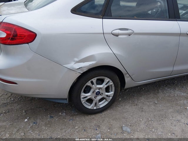 2013 Ford Fiesta Se მანქანა იყიდება აუქციონზე, vin: 3FADP4BJ9DM193171, აუქციონის ნომერი: 45067935