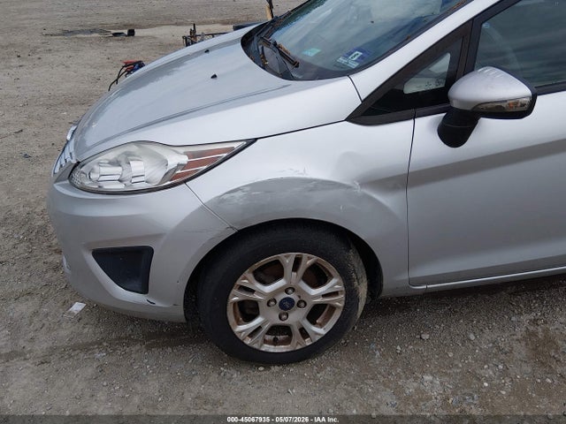 2013 Ford Fiesta Se მანქანა იყიდება აუქციონზე, vin: 3FADP4BJ9DM193171, აუქციონის ნომერი: 45067935
