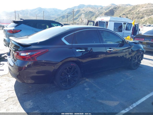1N4AL3AP2JC276940 Nissan Altima 2.5 Sr