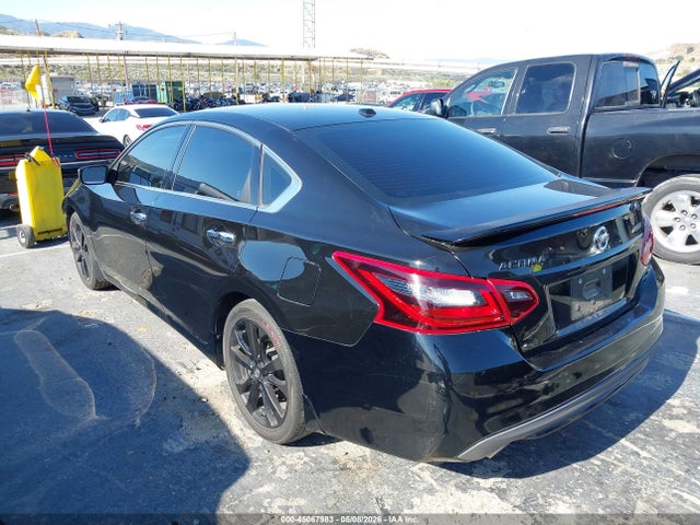 1N4AL3AP2JC276940 Nissan Altima 2.5 Sr