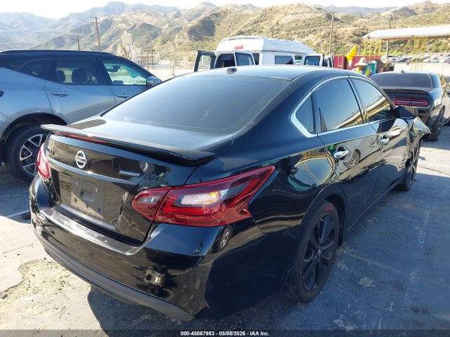 1N4AL3AP2JC276940 Nissan Altima 2.5 Sr