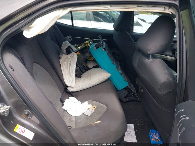 4T1B31HK3JU506388 Toyota Camry Hybrid Le