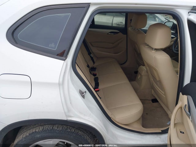 2015 Bmw X1 Sdrive28i მანქანა იყიდება აუქციონზე, vin: WBAVM1C50FVW57039, აუქციონის ნომერი: 45068012
