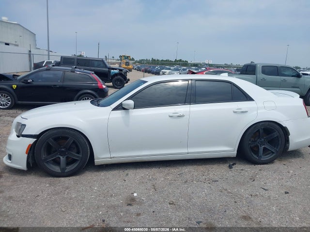 2019 Chrysler 300 300s მანქანა იყიდება აუქციონზე, vin: 2C3CCABG7KH659104, აუქციონის ნომერი: 45068030