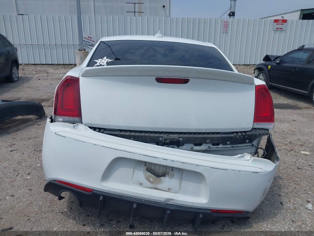 2019 Chrysler 300 300s მანქანა იყიდება აუქციონზე, vin: 2C3CCABG7KH659104, აუქციონის ნომერი: 45068030