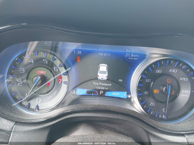 2019 Chrysler 300 300s მანქანა იყიდება აუქციონზე, vin: 2C3CCABG7KH659104, აუქციონის ნომერი: 45068030