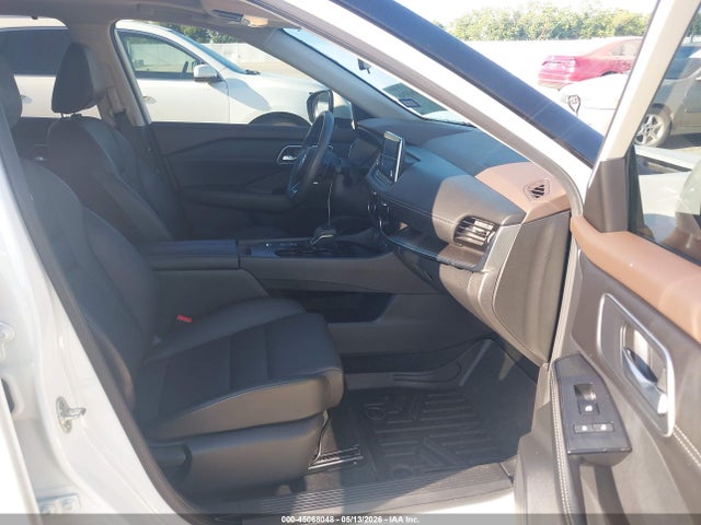 JN8AT3BA3MW017515 Nissan Rogue Sv Fwd