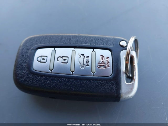 Продаж на аукціоні авто 2012 Hyundai Genesis 5.0 R-spec, vin: KMHGC4DH2CU168759, номер лоту: 45068061
