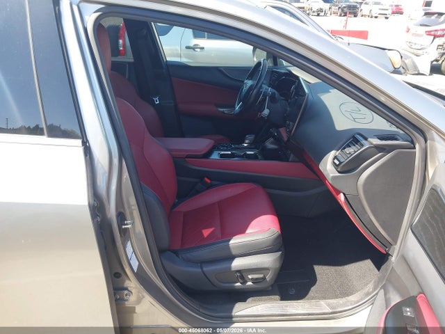 2024 Lexus Nx 450h+ Luxury მანქანა იყიდება აუქციონზე, vin: JTJHKCFZ1R2020468, აუქციონის ნომერი: 45068062