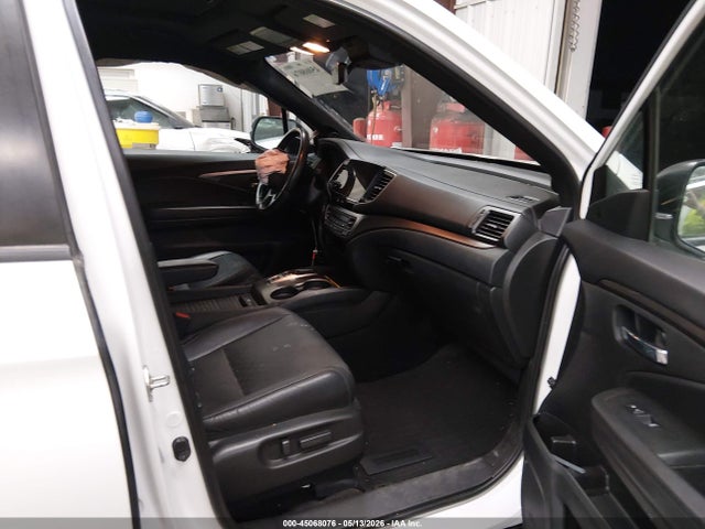45068076 :رقم المزاد ، 5FNYF8H53MB004826 vin ، 2021 Honda Passport Awd Ex-l مزاد بيع