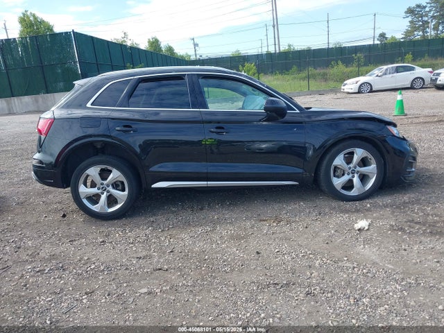 45068101 :رقم المزاد ، WA1BAAFY5M2011668 vin ، 2021 Audi Q5 Premium Plus 45 Tfsi Quattro S Tronic مزاد بيع