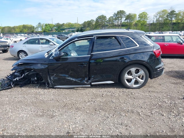 45068101 :رقم المزاد ، WA1BAAFY5M2011668 vin ، 2021 Audi Q5 Premium Plus 45 Tfsi Quattro S Tronic مزاد بيع