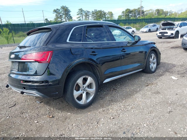45068101 :رقم المزاد ، WA1BAAFY5M2011668 vin ، 2021 Audi Q5 Premium Plus 45 Tfsi Quattro S Tronic مزاد بيع