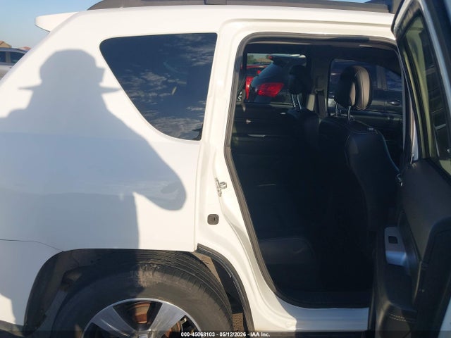 2016 Jeep Compass High Altitude Edition მანქანა იყიდება აუქციონზე, vin: 1C4NJDEB0GD733690, აუქციონის ნომერი: 45068103