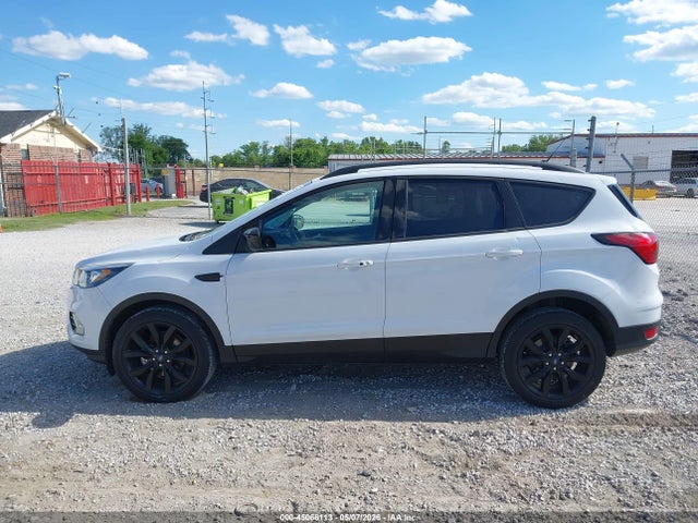 Продажа на аукционе авто 2019 Ford Escape Se, vin: 1FMCU0GD0KUC53465, номер лота: 45068113