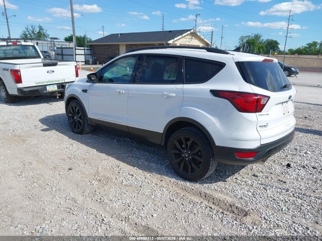 Продажа на аукционе авто 2019 Ford Escape Se, vin: 1FMCU0GD0KUC53465, номер лота: 45068113