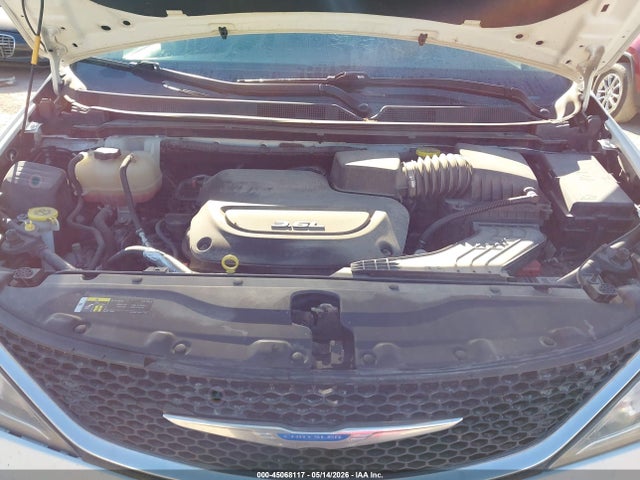 2018 Chrysler Pacifica Touring L მანქანა იყიდება აუქციონზე, vin: 2C4RC1BG4JR158170, აუქციონის ნომერი: 45068117