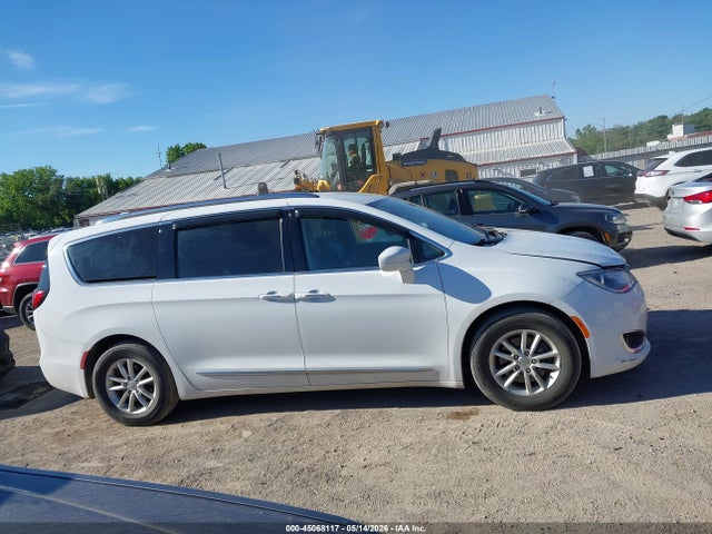 2018 Chrysler Pacifica Touring L მანქანა იყიდება აუქციონზე, vin: 2C4RC1BG4JR158170, აუქციონის ნომერი: 45068117