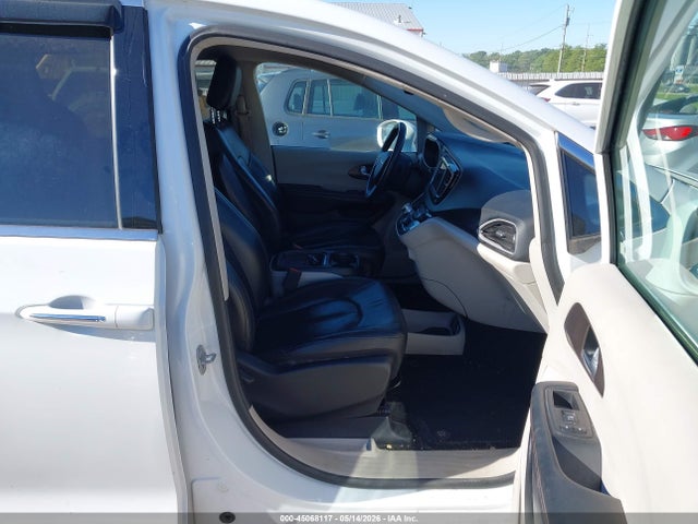 2018 Chrysler Pacifica Touring L მანქანა იყიდება აუქციონზე, vin: 2C4RC1BG4JR158170, აუქციონის ნომერი: 45068117