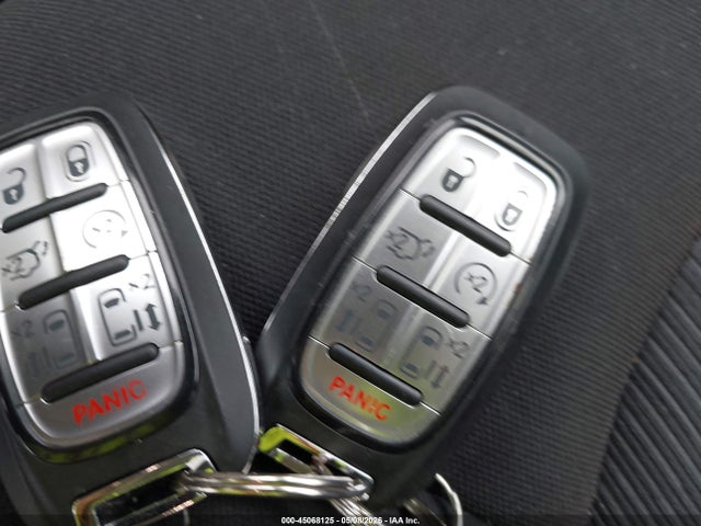 45068125 :رقم المزاد ، 2C4RC1CGXPR607388 vin ، 2023 Chrysler Voyager Lx مزاد بيع