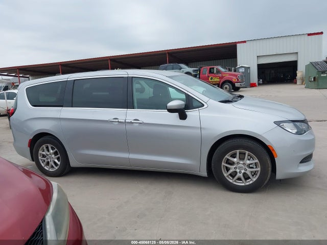 45068125 :رقم المزاد ، 2C4RC1CGXPR607388 vin ، 2023 Chrysler Voyager Lx مزاد بيع