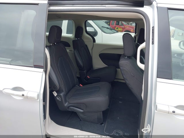 45068125 :رقم المزاد ، 2C4RC1CGXPR607388 vin ، 2023 Chrysler Voyager Lx مزاد بيع