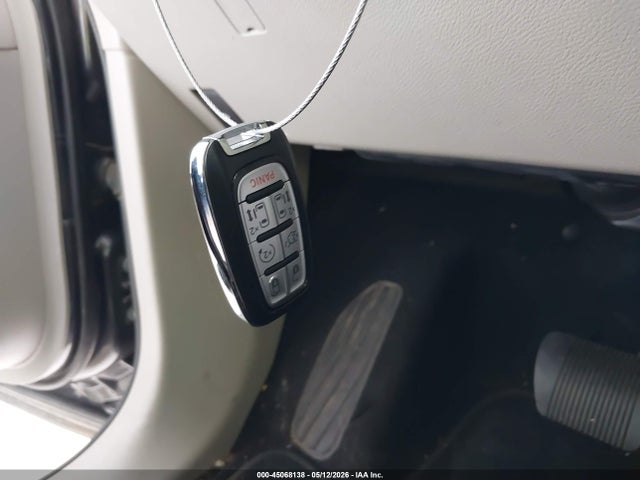 45068138 :رقم المزاد ، 2C4RC1CG6PR563762 vin ، 2023 Chrysler Voyager Lx مزاد بيع