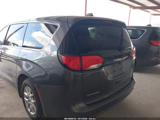 45068138 :رقم المزاد ، 2C4RC1CG6PR563762 vin ، 2023 Chrysler Voyager Lx مزاد بيع