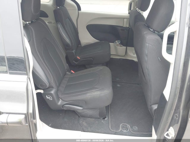 45068138 :رقم المزاد ، 2C4RC1CG6PR563762 vin ، 2023 Chrysler Voyager Lx مزاد بيع