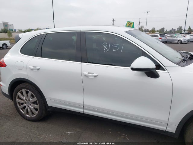 45068151 :رقم المزاد ، WP1AA2A26GKA11532 vin ، 2016 Porsche Cayenne مزاد بيع