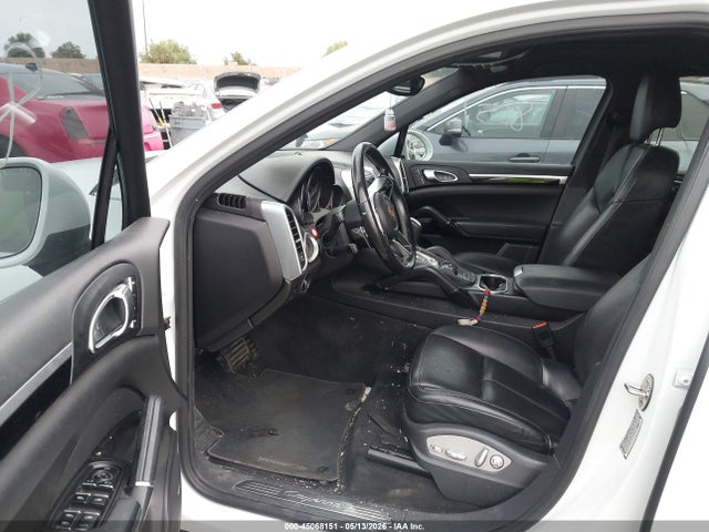 45068151 :رقم المزاد ، WP1AA2A26GKA11532 vin ، 2016 Porsche Cayenne مزاد بيع