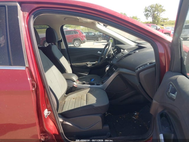45068191 :رقم المزاد ، 1FMCU0G70GUB91793 vin ، 2016 Ford Escape Se مزاد بيع