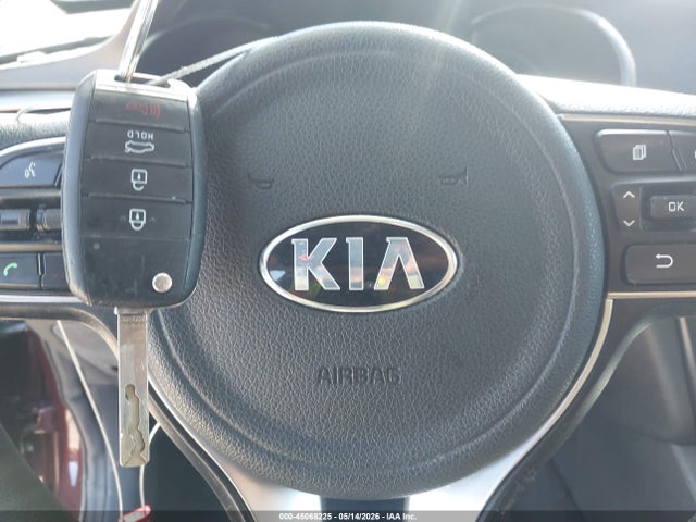 KIA Optima Lx 2018 5XXGT4L34JG239585 Image 11