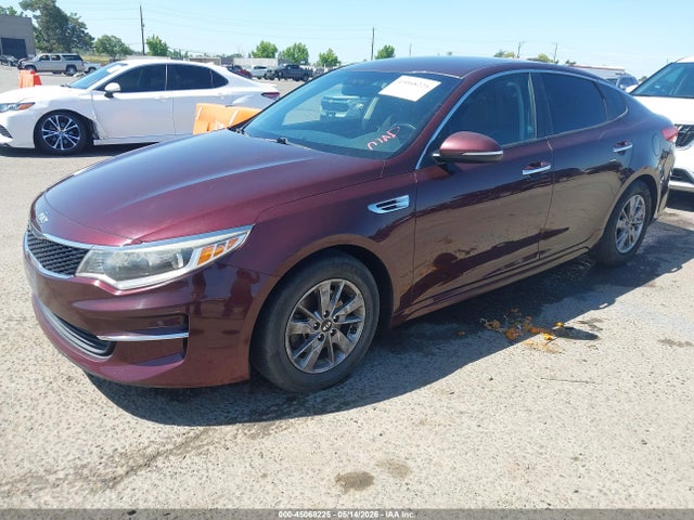 KIA Optima Lx 2018 5XXGT4L34JG239585 Image 2