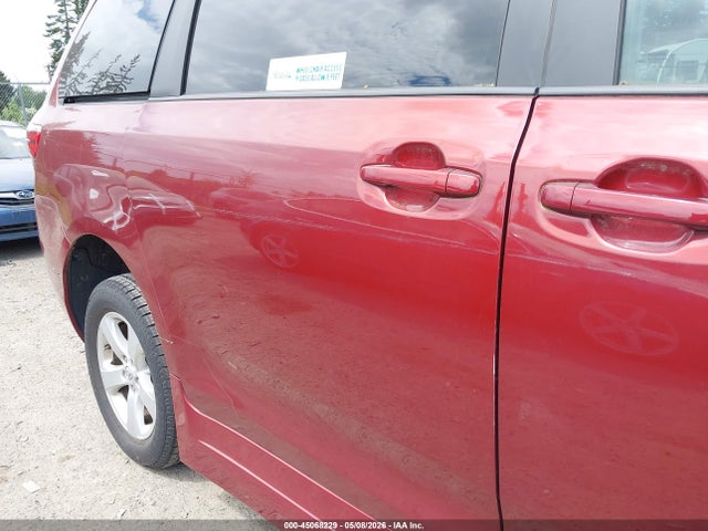5TDKK3DC5FS625704 Toyota Sienna Le 7 Passenger/le 8 Passenger