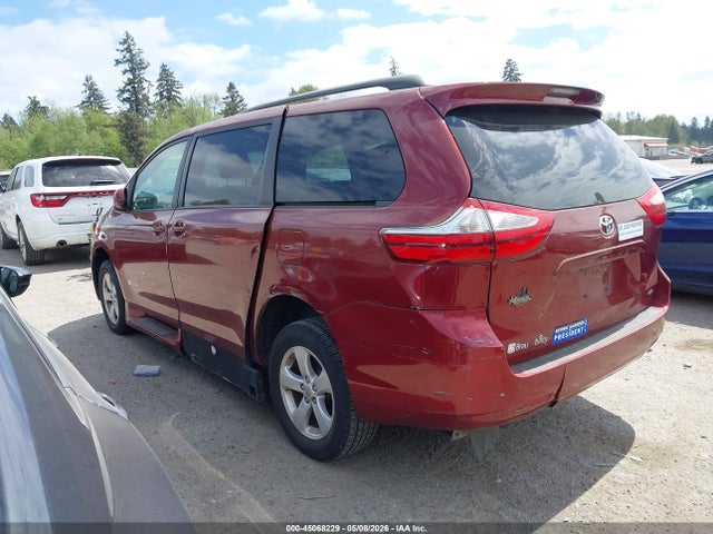 5TDKK3DC5FS625704 Toyota Sienna Le 7 Passenger/le 8 Passenger